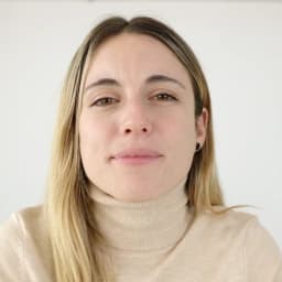 AI-generated sales video avatar